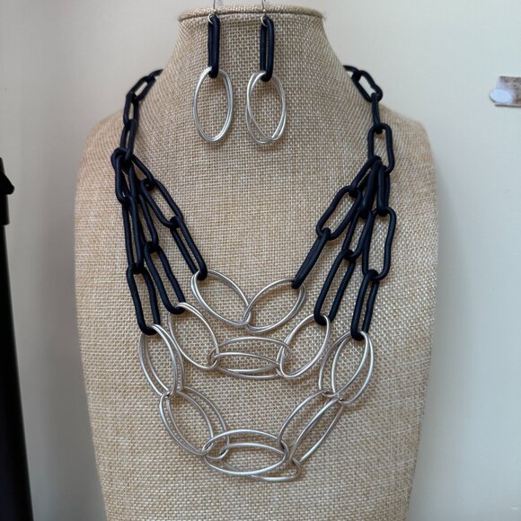 Chico's Layered Silver & Black Oval Link Necklace Earring Set, Statement, Biker - Picture 2 of 9